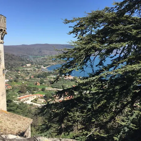 Bel * Bracciano (Rome)