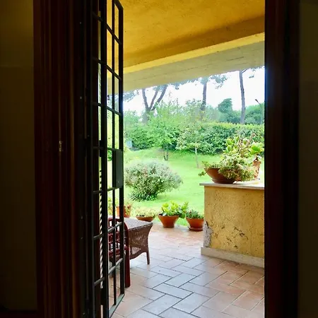 Bel Villa Bracciano (Rome)