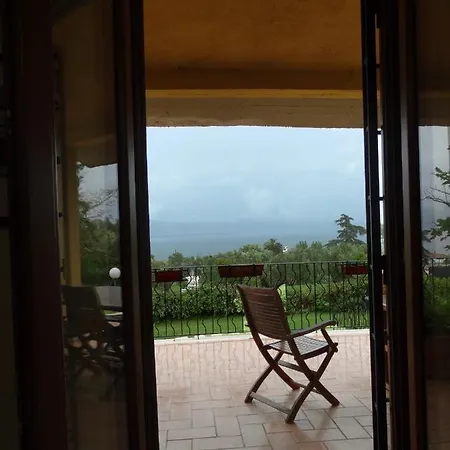 Bel * Bracciano (Rome)